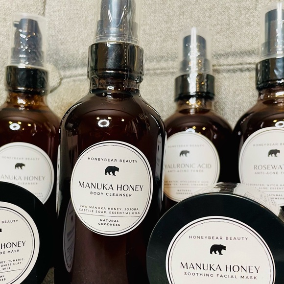 HoneyBear Beauty Manuka Honey Moisturizing Body Cleanser for All Skin Types - Picture 3 of 11